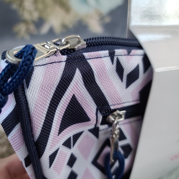 Ivory Ella's By Comair Patterned Hip Pack - Picture 3 of 5